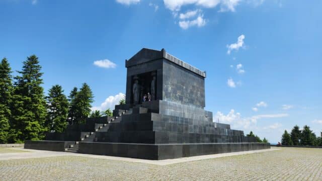 Unknown hero Monument at Avala