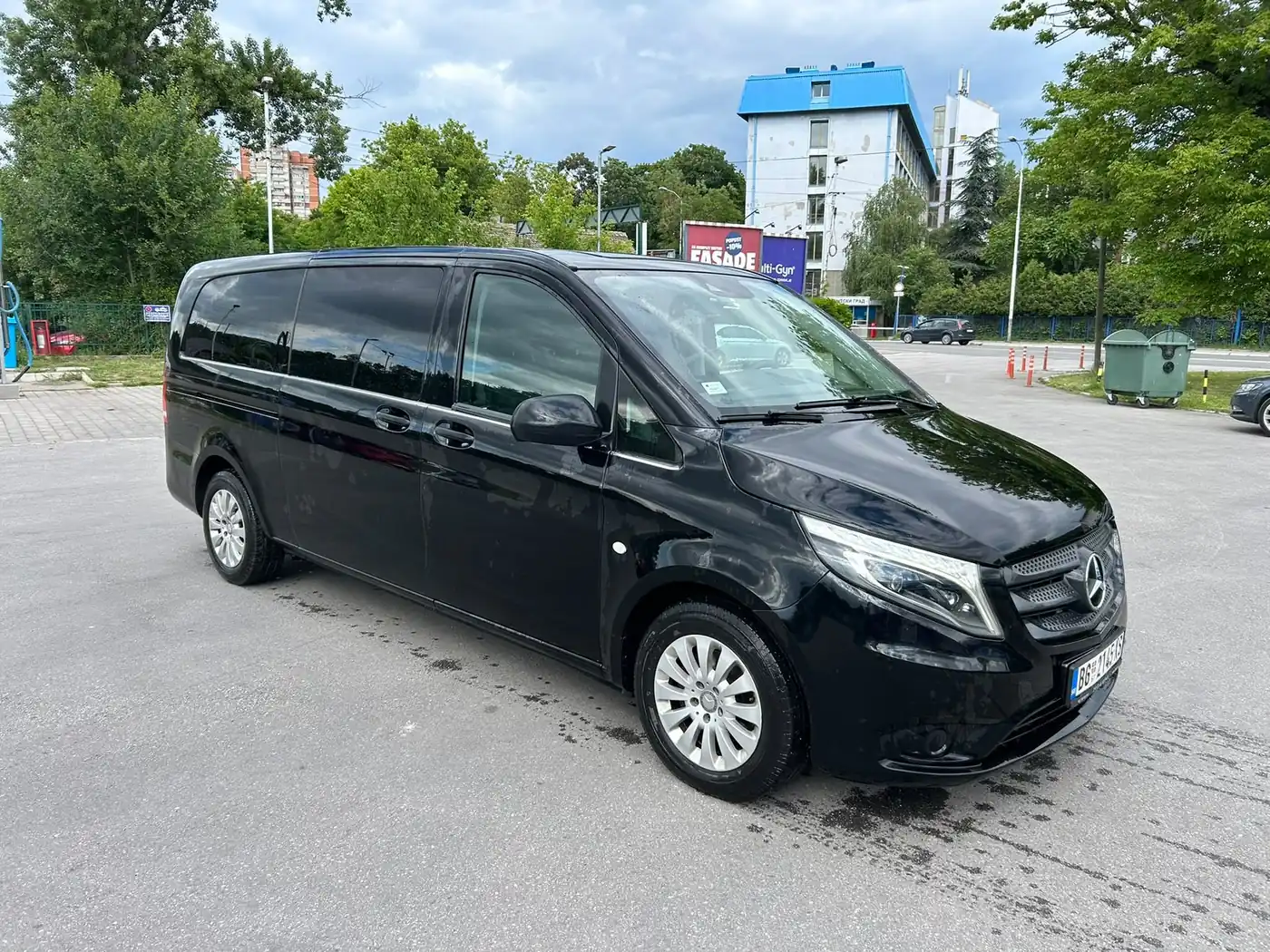 Belgrade Airport shuttle minivan